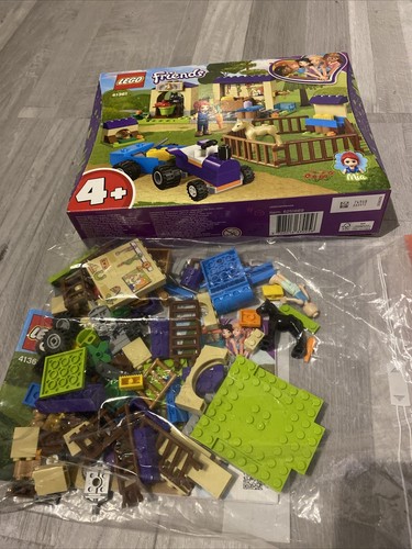Lego friends mia foal hutch - lego,